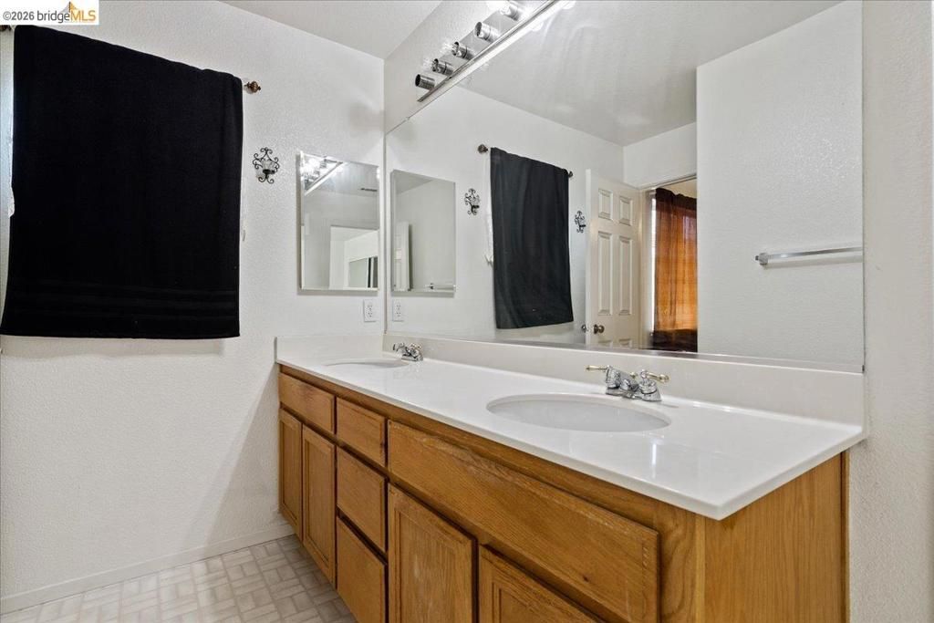 Image 24 of property listing at 4137 4137 Amargosa Drive, Antioch, CA 94531