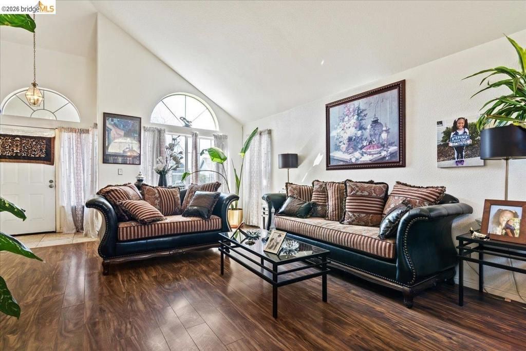 Image 8 of property listing at 4137 4137 Amargosa Drive, Antioch, CA 94531