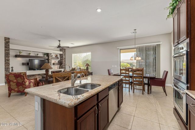 17873 W LAVENDER Lane, Goodyear, AZ 85338