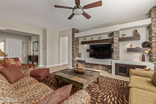 17873 W LAVENDER Lane, Goodyear, AZ 85338