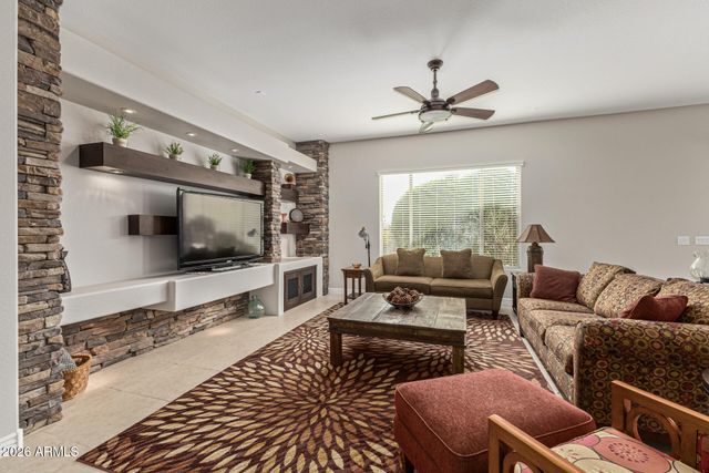 17873 W LAVENDER Lane, Goodyear, AZ 85338