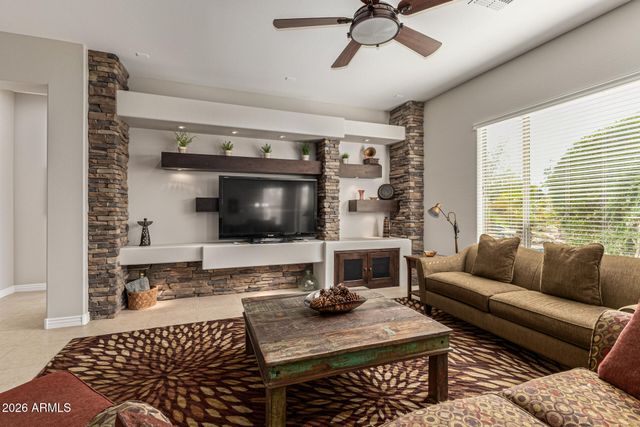 17873 W LAVENDER Lane, Goodyear, AZ 85338