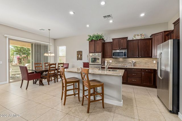 17873 W LAVENDER Lane, Goodyear, AZ 85338