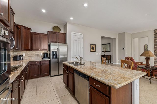 17873 W LAVENDER Lane, Goodyear, AZ 85338