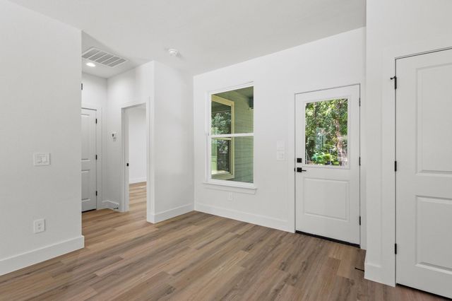 516 Florence, Denison, TX 75020