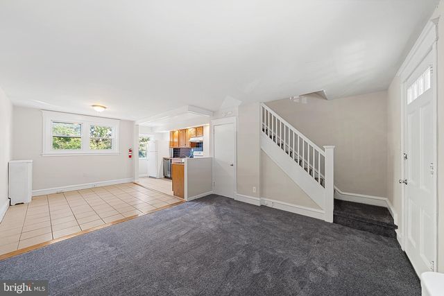 7039 GUILFORD RD, Upper Darby, PA 19082