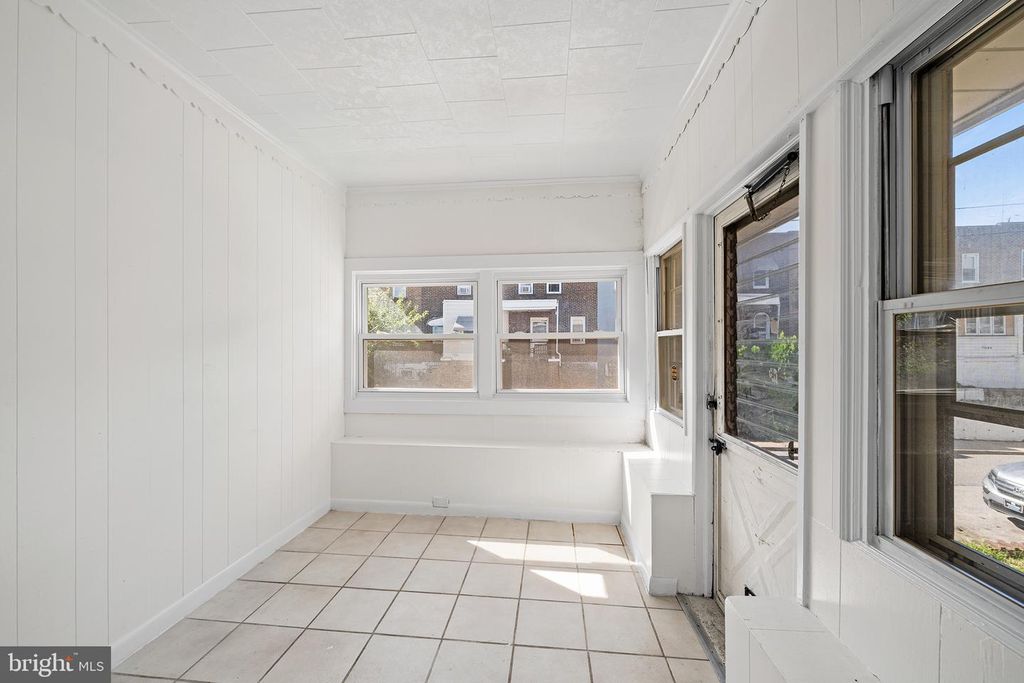 7039 GUILFORD RD, Upper Darby, PA 19082 — photo 3