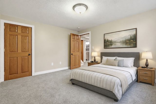 1412 10th Avenue W, Shakopee, MN 55379