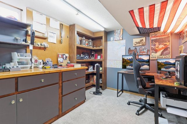 1412 10th Avenue W, Shakopee, MN 55379