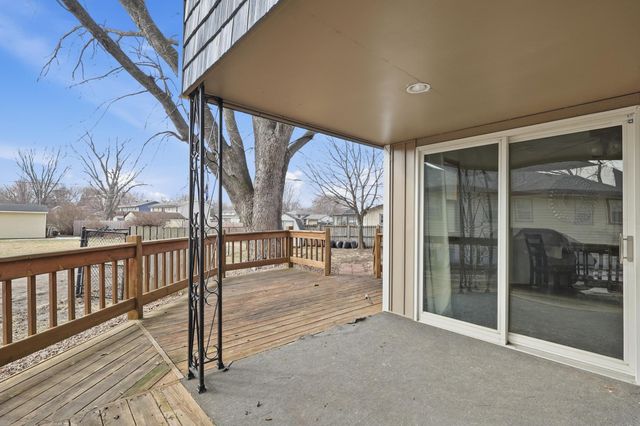 1412 10th Avenue W, Shakopee, MN 55379