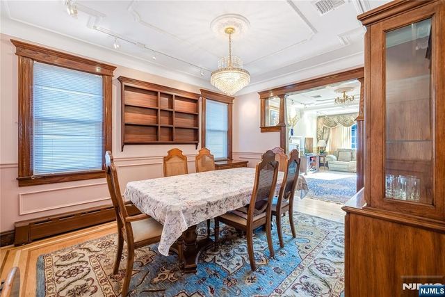 429 Oakdene Avenue, Cliffside Park, NJ 07010