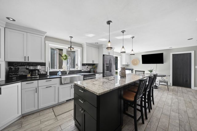 21 Stoney Brook Road, Bow, NH 03304