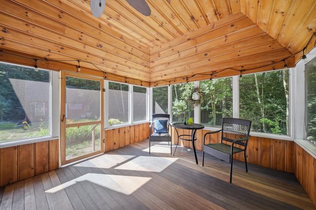 21 Stoney Brook Road, Bow, NH 03304
