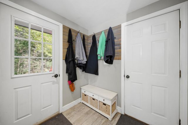 21 Stoney Brook Road, Bow, NH 03304