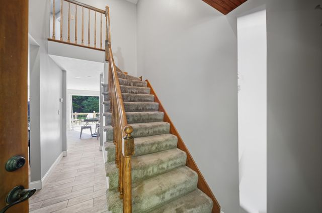 21 Stoney Brook Road, Bow, NH 03304