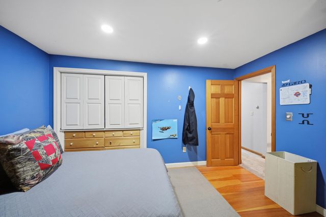 21 Stoney Brook Road, Bow, NH 03304