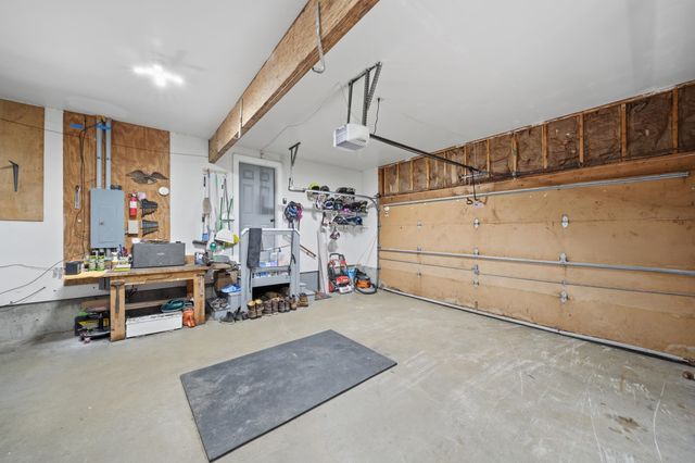 21 Stoney Brook Road, Bow, NH 03304