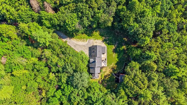 21 Stoney Brook Road, Bow, NH 03304