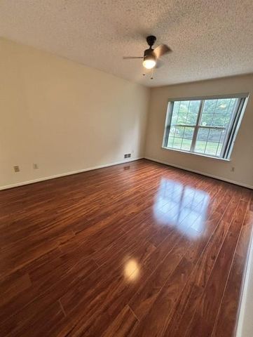 1943 Willings Lane, Hellertown Boro, PA 18055