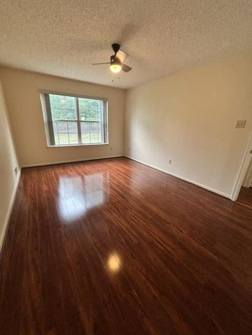 1943 Willings Lane, Hellertown Boro, PA 18055