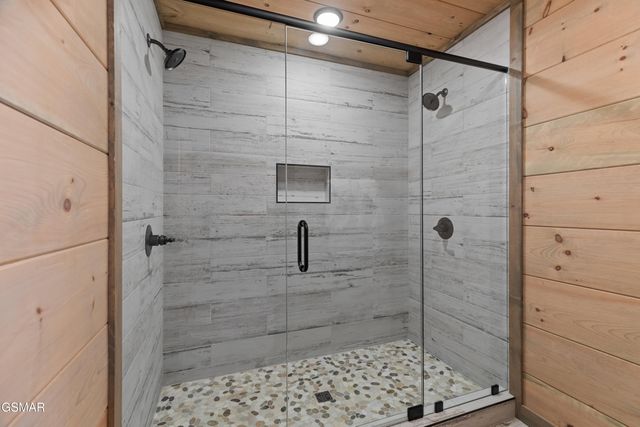 2232 Pinnacle Ridge Trail, Sevierville, TN 37876