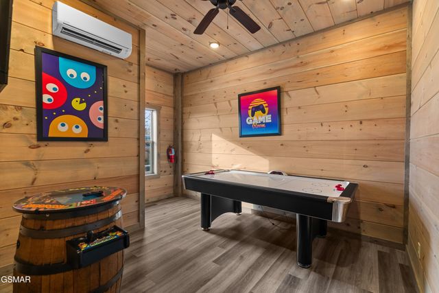 2232 Pinnacle Ridge Trail, Sevierville, TN 37876