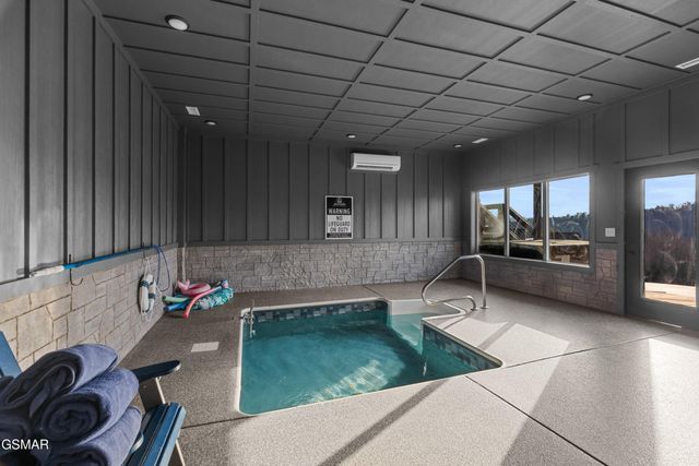 2232 Pinnacle Ridge Trail, Sevierville, TN 37876