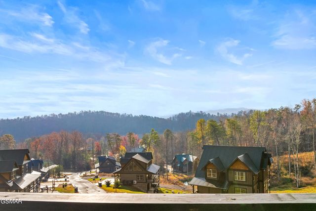 2232 Pinnacle Ridge Trail, Sevierville, TN 37876