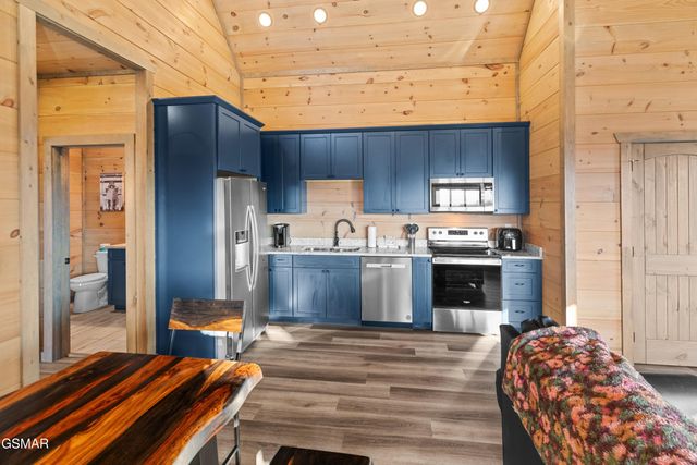 2232 Pinnacle Ridge Trail, Sevierville, TN 37876