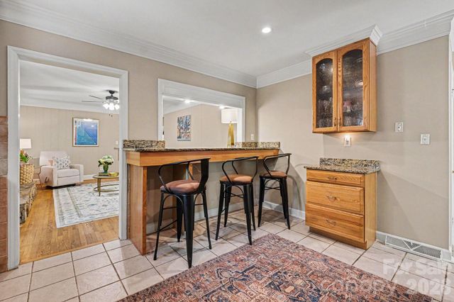6641 Brookmeade Drive, Charlotte, NC 28226