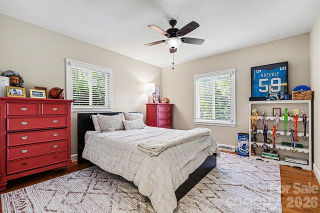 6641 Brookmeade Drive, Charlotte, NC 28226