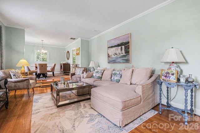 6641 Brookmeade Drive, Charlotte, NC 28226