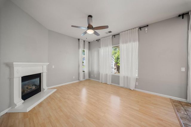 4216 Sea Otter Ln, Modesto, CA 95356