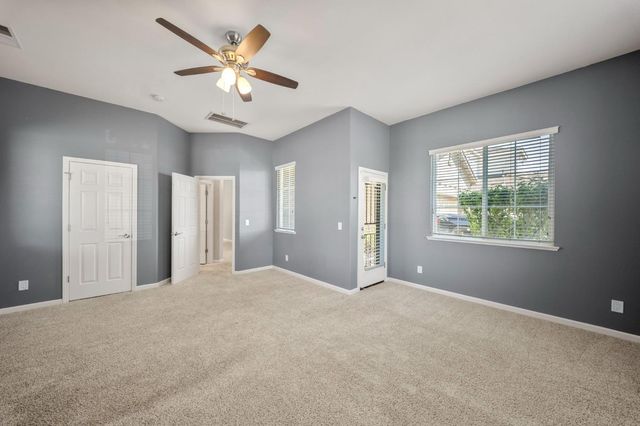 4216 Sea Otter Ln, Modesto, CA 95356