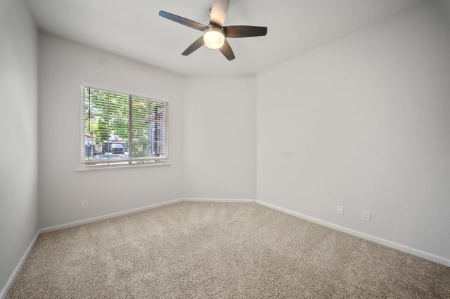 4216 Sea Otter Ln, Modesto, CA 95356