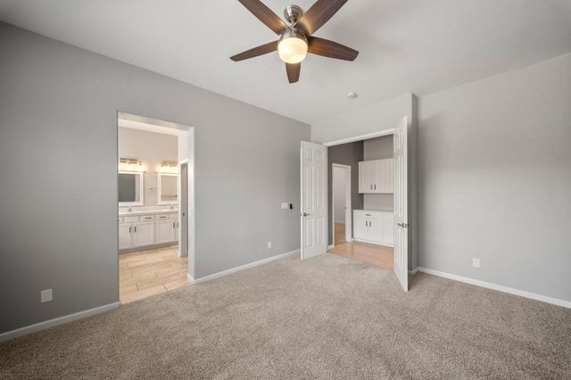 4216 Sea Otter Ln, Modesto, CA 95356