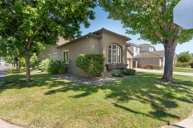 4216 Sea Otter Ln, Modesto, CA 95356