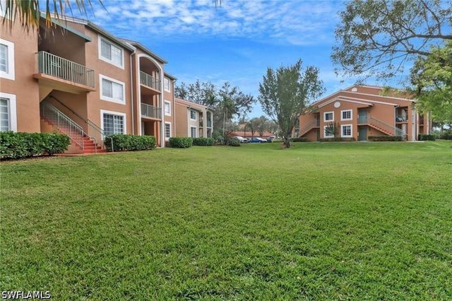 1180 Wildwood Lakes BLVD 108, Naples, FL 34104