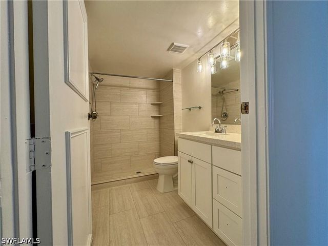 1180 Wildwood Lakes BLVD 108, Naples, FL 34104
