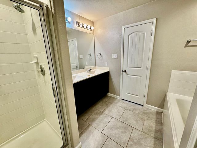 8210 Oakleaf Meadow Court, Rosharon, TX 77583