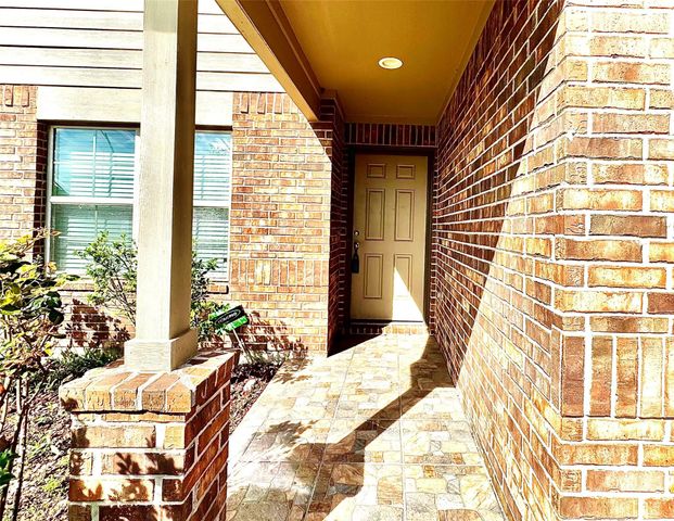 8210 Oakleaf Meadow Court, Rosharon, TX 77583