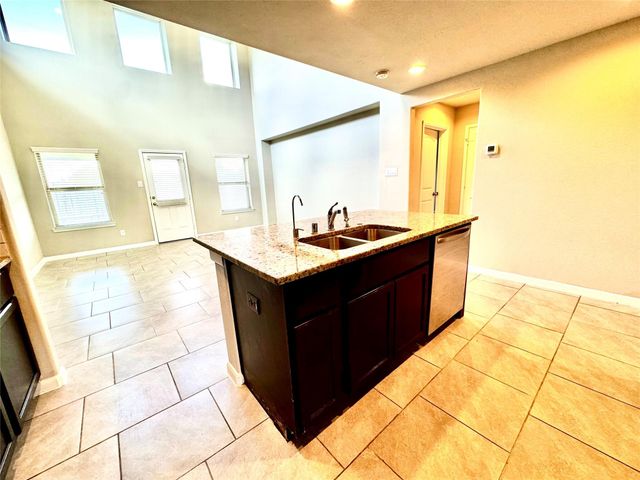 8210 Oakleaf Meadow Court, Rosharon, TX 77583