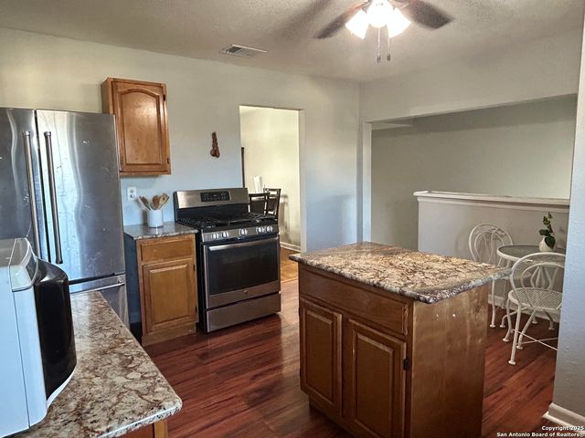 522 MARQUETTE DR, San Antonio, TX 78228