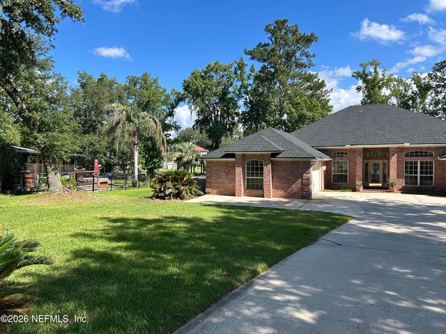 1816 OAK PARK Circle, Green Cove Springs, FL 32043