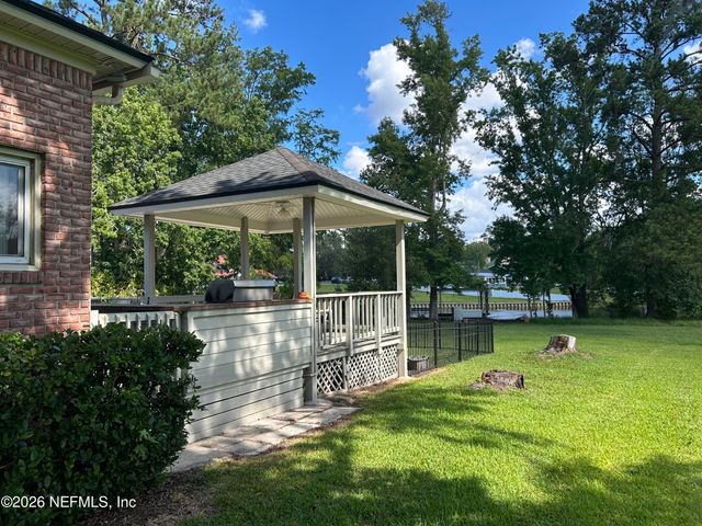 1816 OAK PARK Circle, Green Cove Springs, FL 32043
