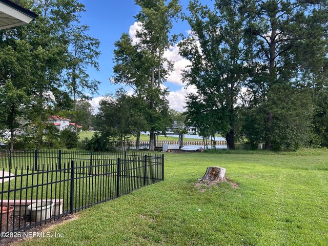 1816 OAK PARK Circle, Green Cove Springs, FL 32043