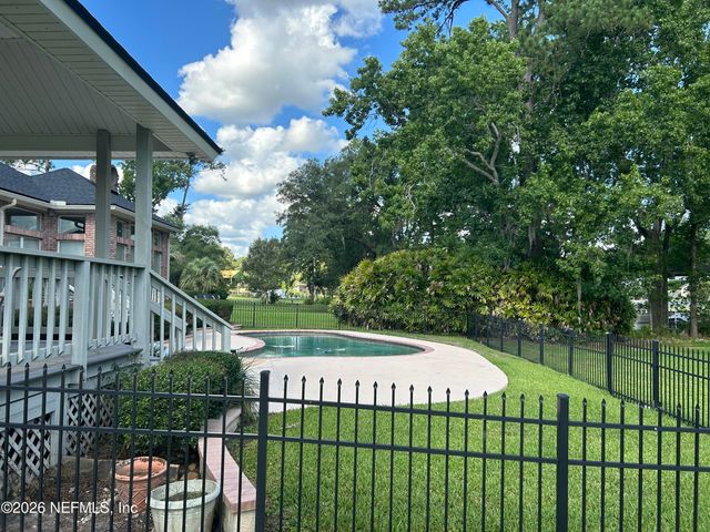 1816 OAK PARK Circle, Green Cove Springs, FL 32043