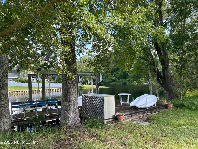 1816 OAK PARK Circle, Green Cove Springs, FL 32043