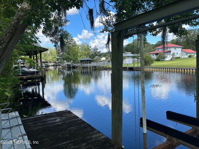 1816 OAK PARK Circle, Green Cove Springs, FL 32043