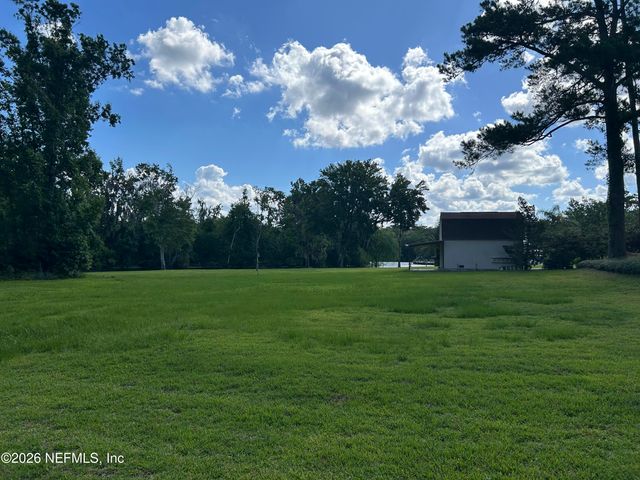 1816 OAK PARK Circle, Green Cove Springs, FL 32043